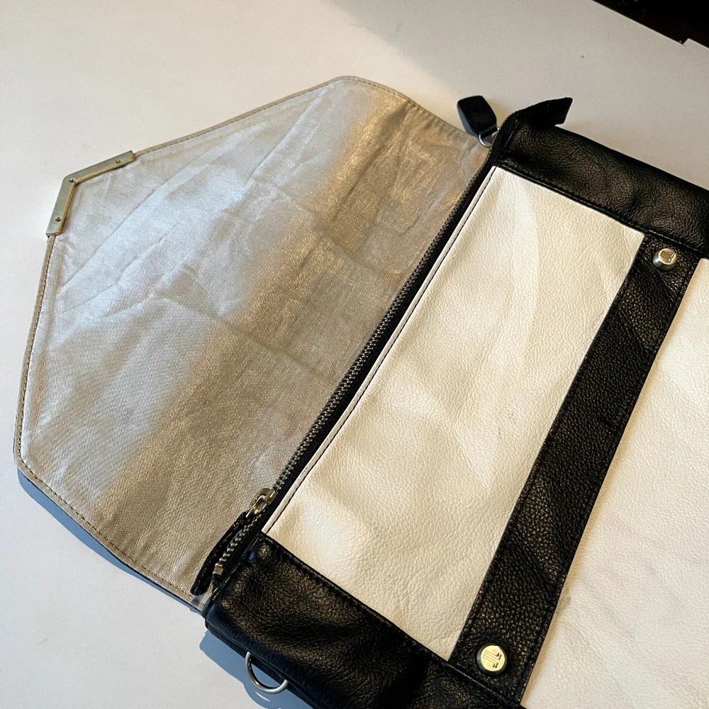 Genuine leather imported heavy quality luxurious bag - Picture 14 of 16